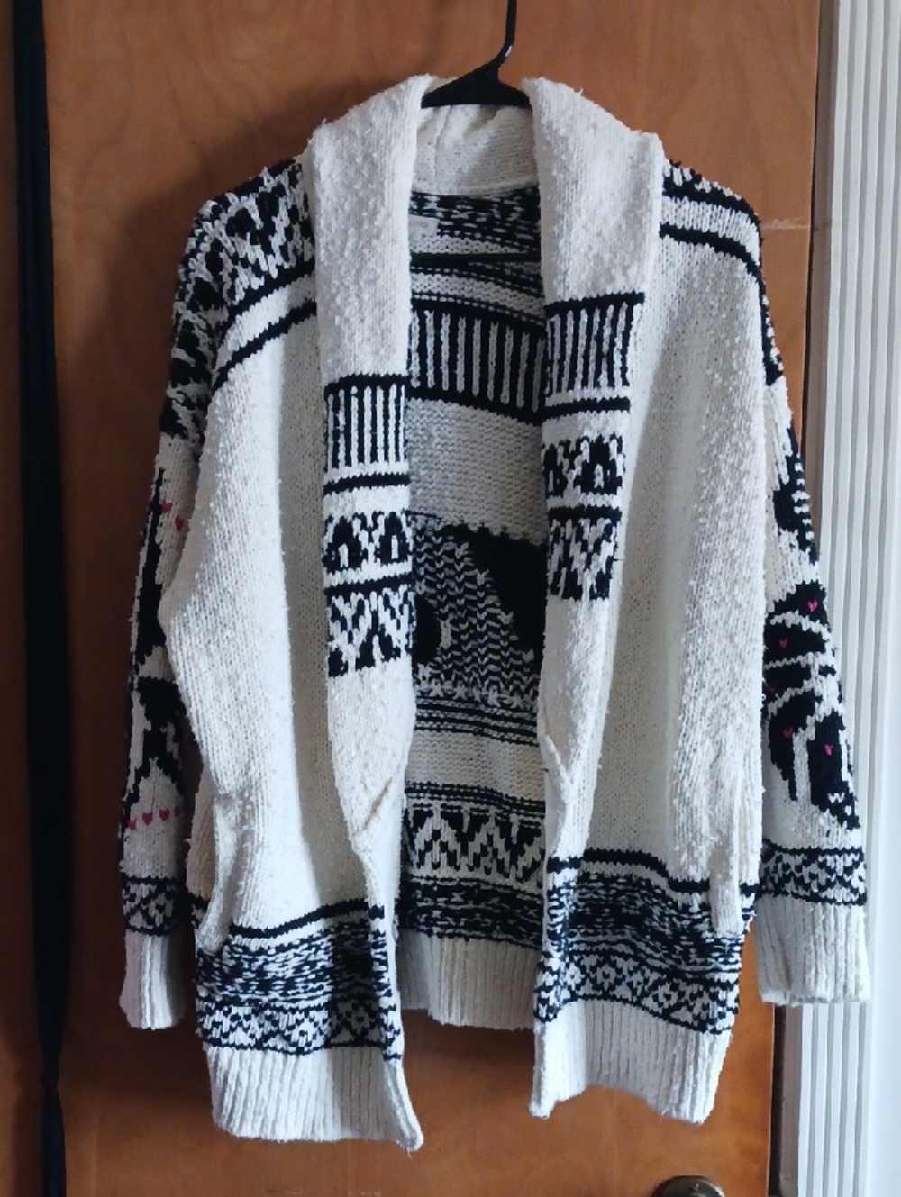 Pilcro Black and White Open-Front Patterned Cardigan